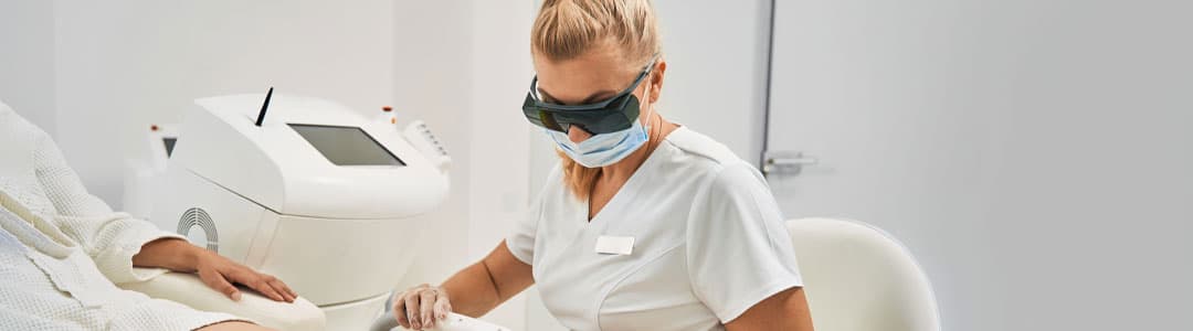 What Laser Tattoo Removal Safety Glasses Should I Use?
